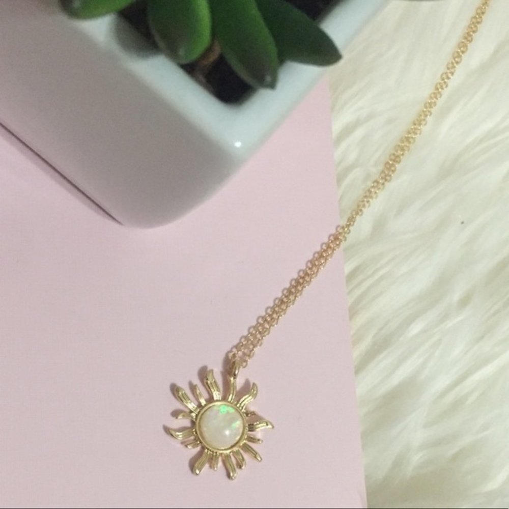 Solar Flare Opalescent Gold Necklace